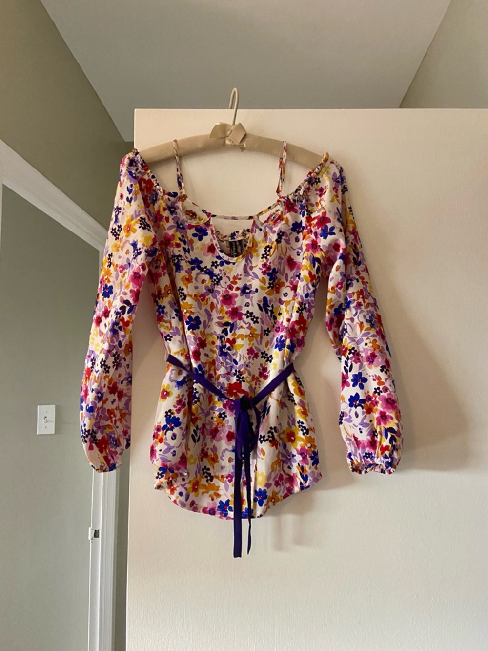 Guess by Marciano 100% Silk Cold-Shoulder Blouse